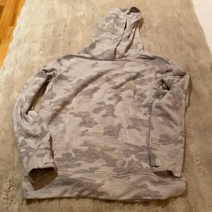 Athleta size 12 hooded shirt with thumb holes